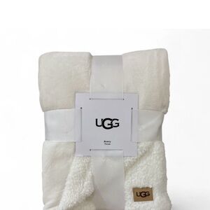UGG® Saige Plush Throw, 50" x 70"